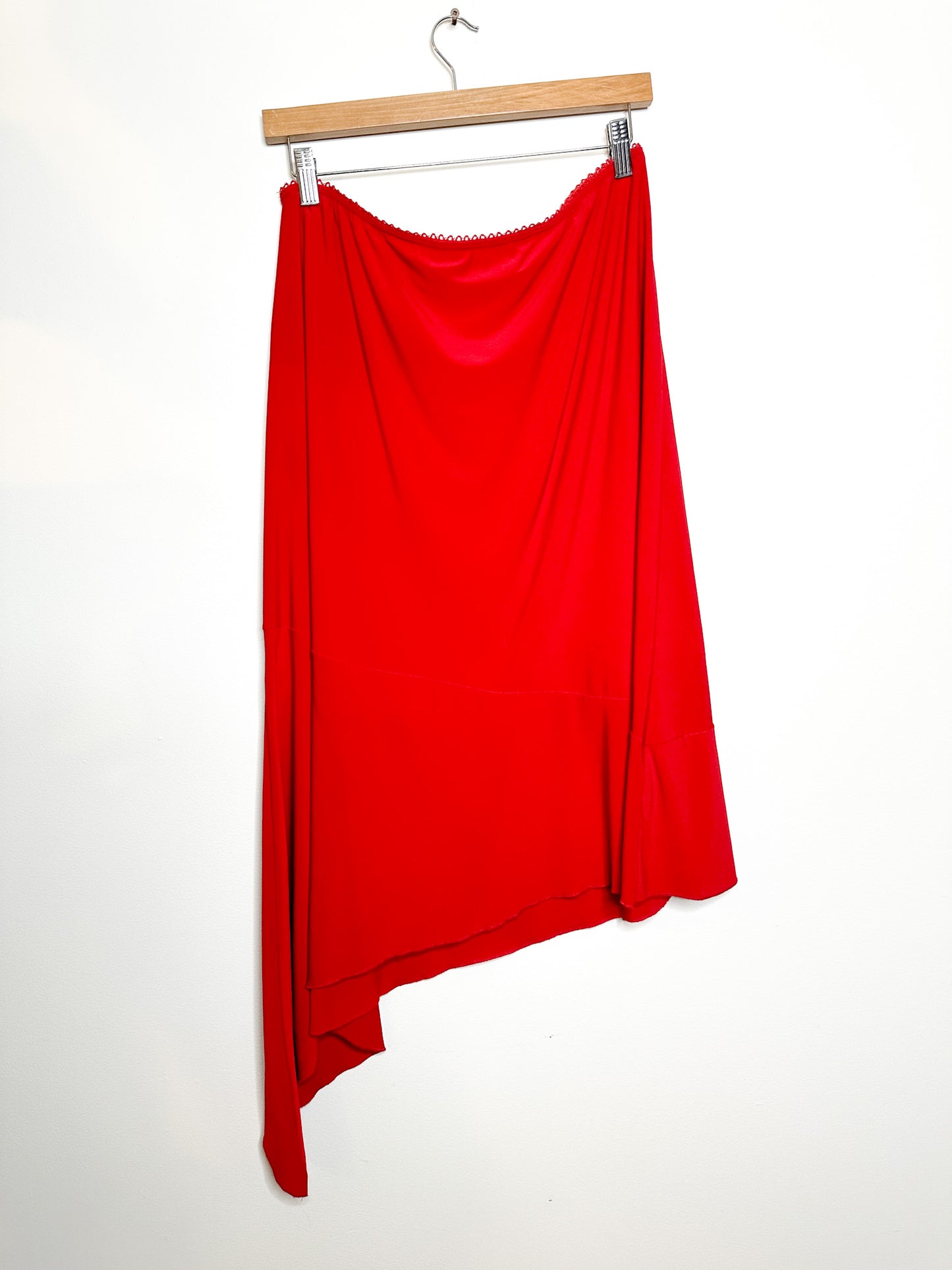 90s Y2K Red Asymmetrical Skirt Size: Large | Feelings Red Skirt