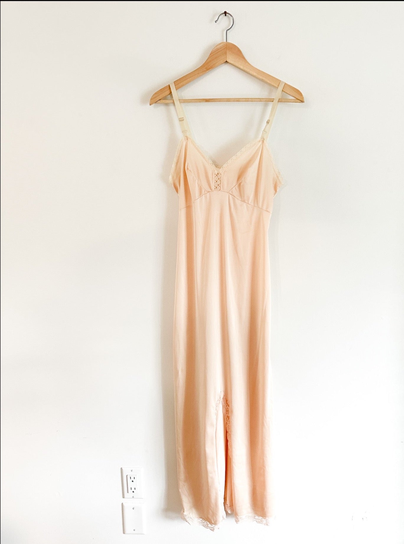 Vintage Frenchmaid Beige Negiglee with Lace Detailing