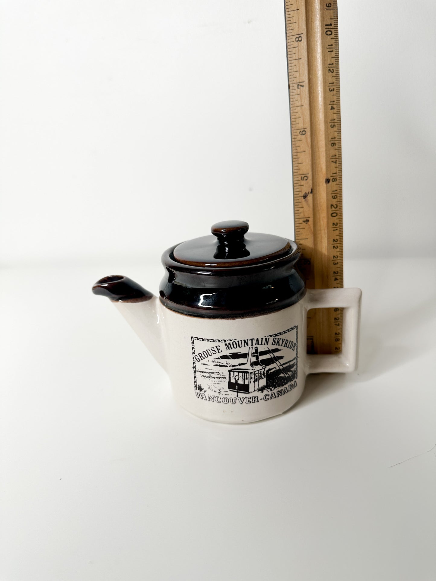 1982 Abenakis Handcrafted Ceramic Teapot GROUSE MOUNTAIN Vancouver Canada