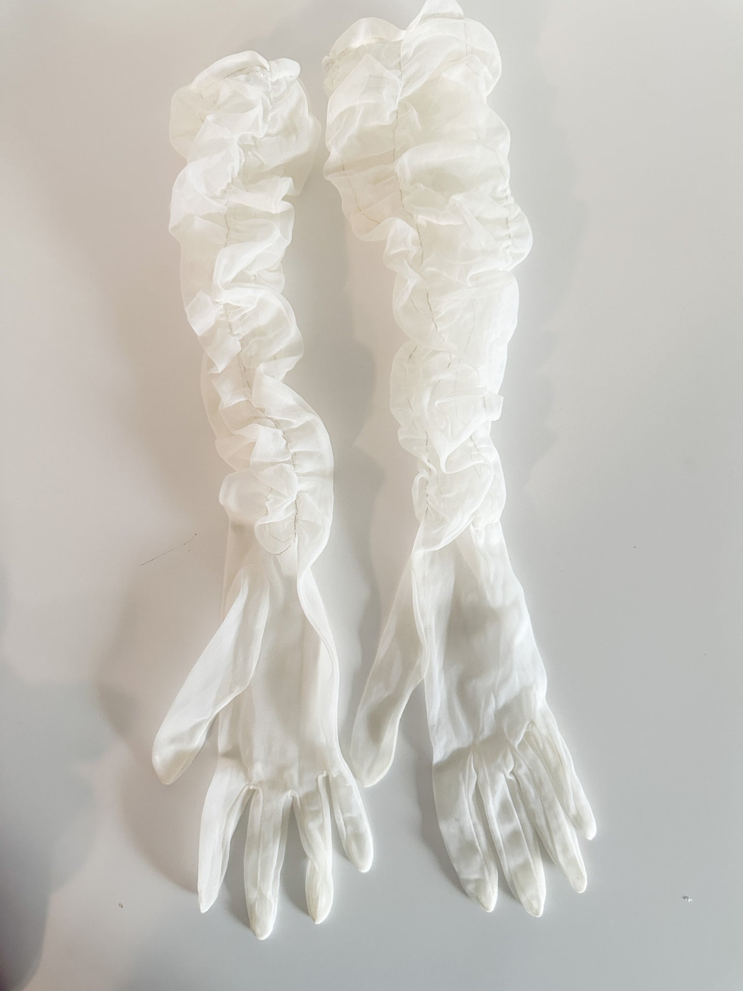 Vintage White Ruched Evening Gloves | Vintage White Elbow Length Evening Gloves