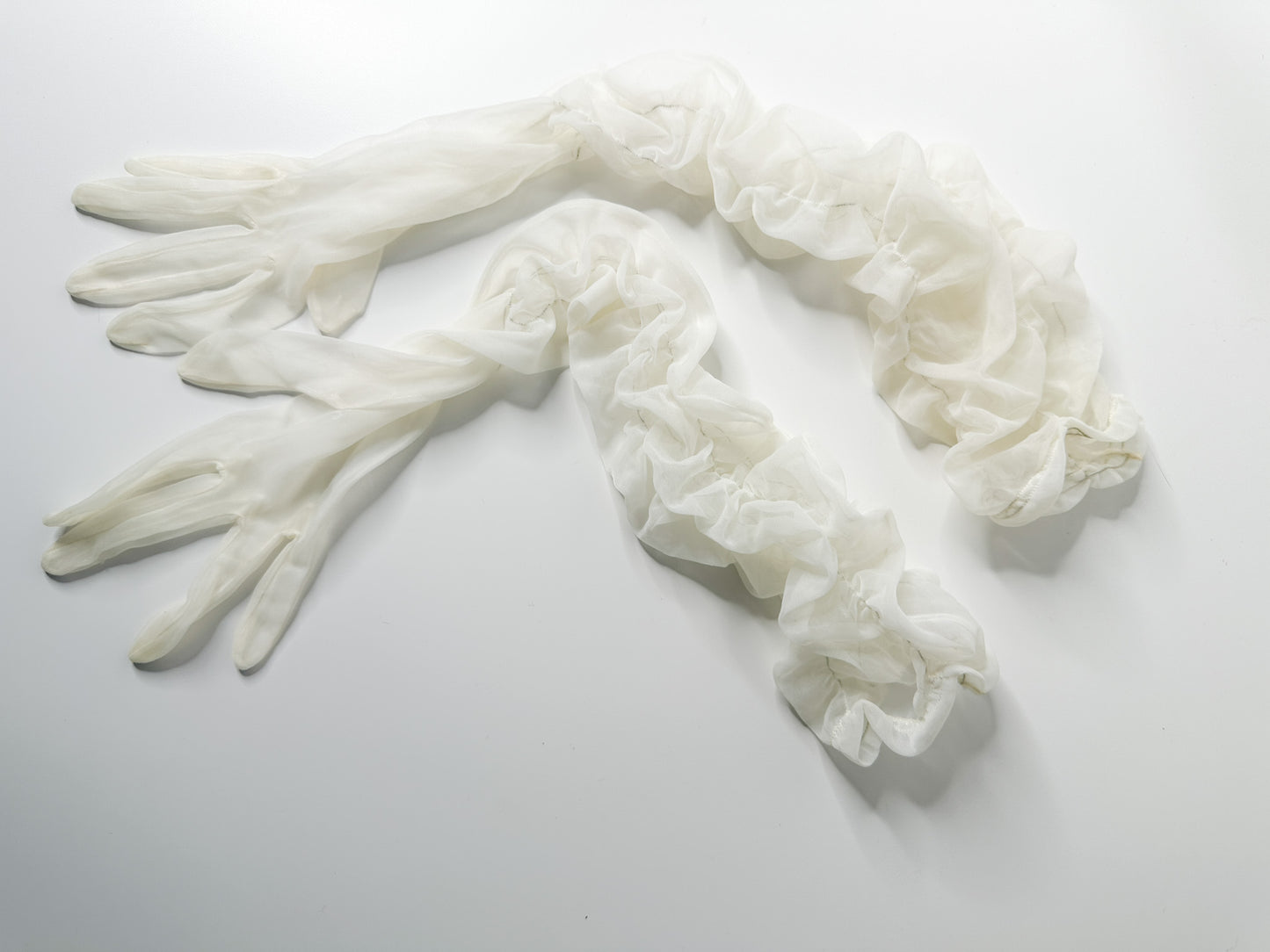 Vintage White Ruched Evening Gloves | Vintage White Elbow Length Evening Gloves