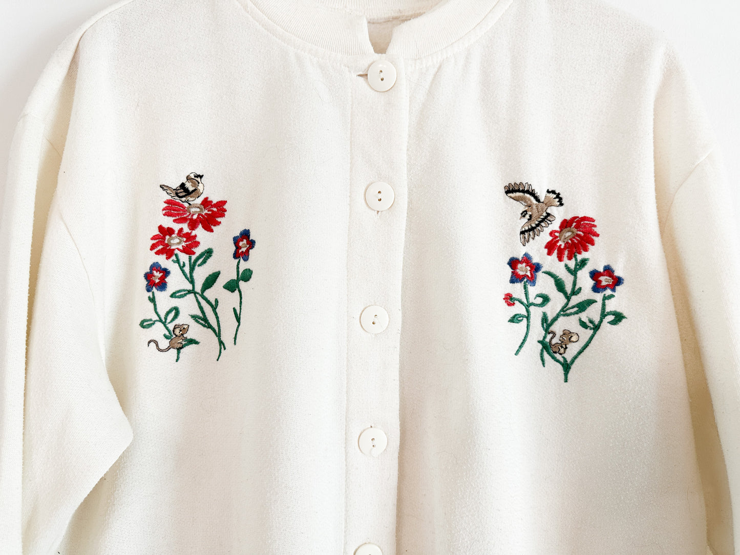 Vintage Button Front Cardigan with Embroidery detail | Size Medium/Large