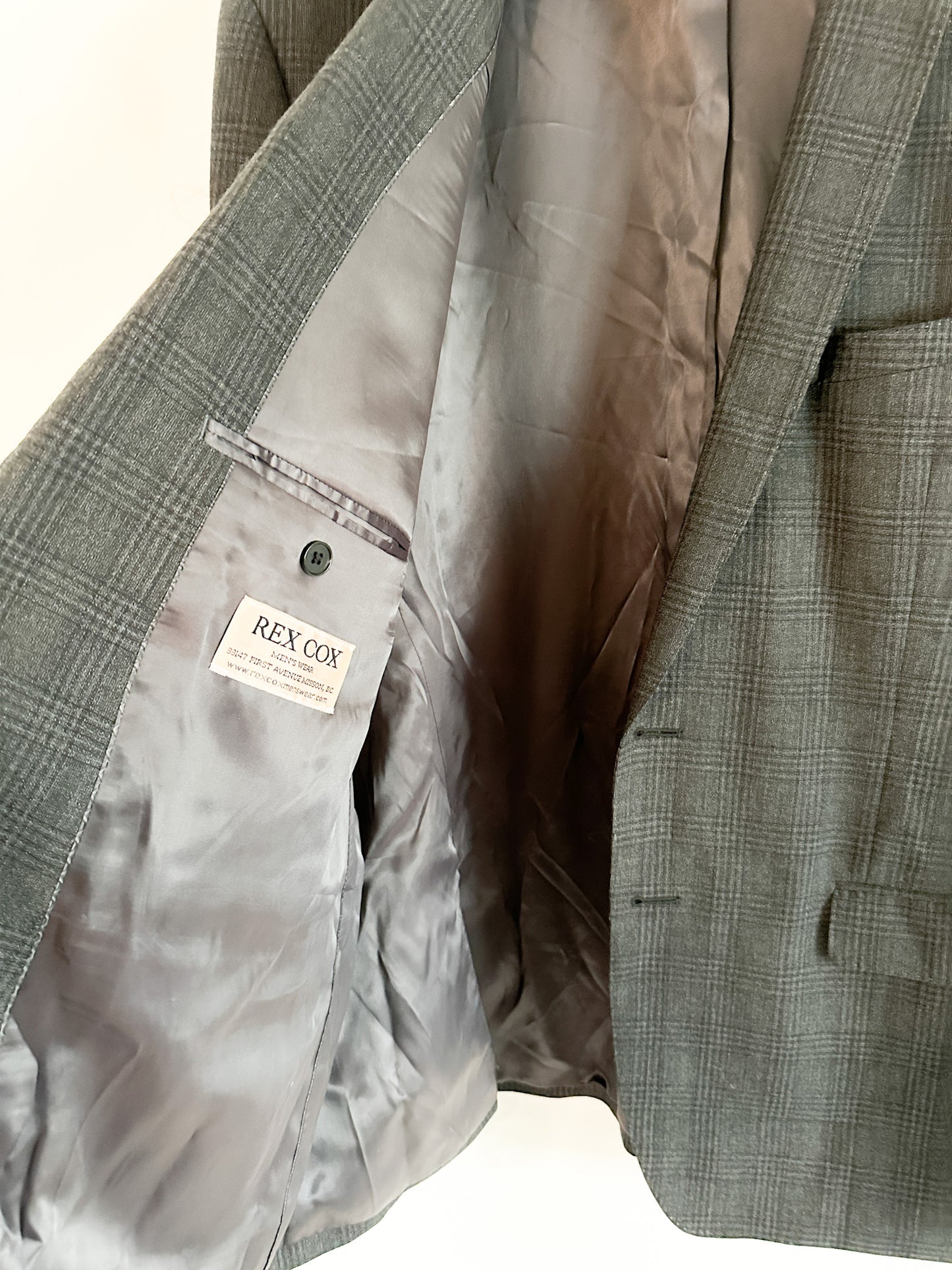 DKNY Mens Gray Plaid Blazer | Size:48R