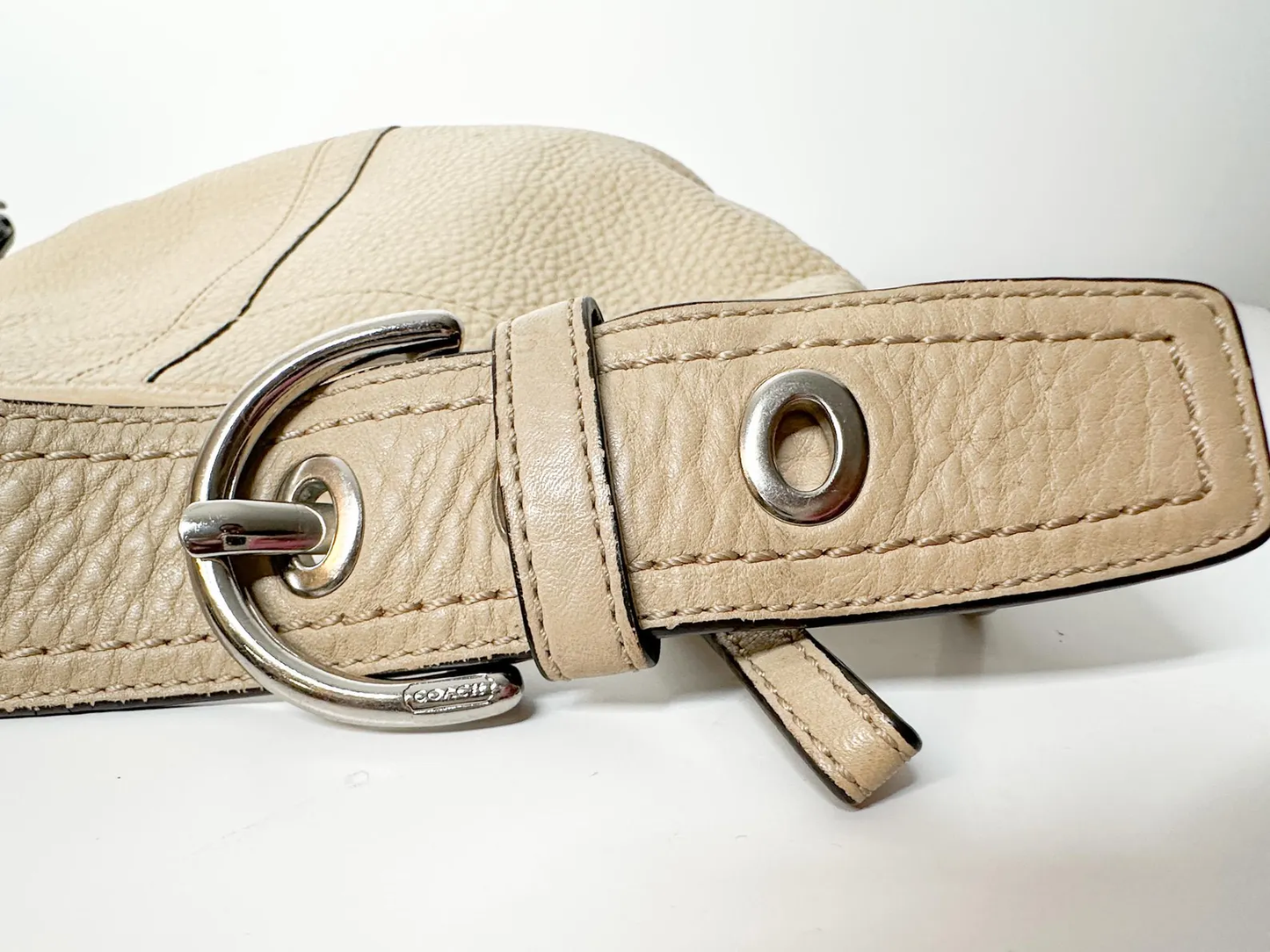 COACH Tan Soho Pebble Leather Shoulder Bag| Hobo Shoulder Purse