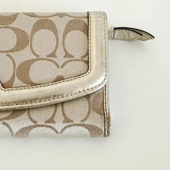 COACH Jacquard Trifold Canvas Leather Wallet