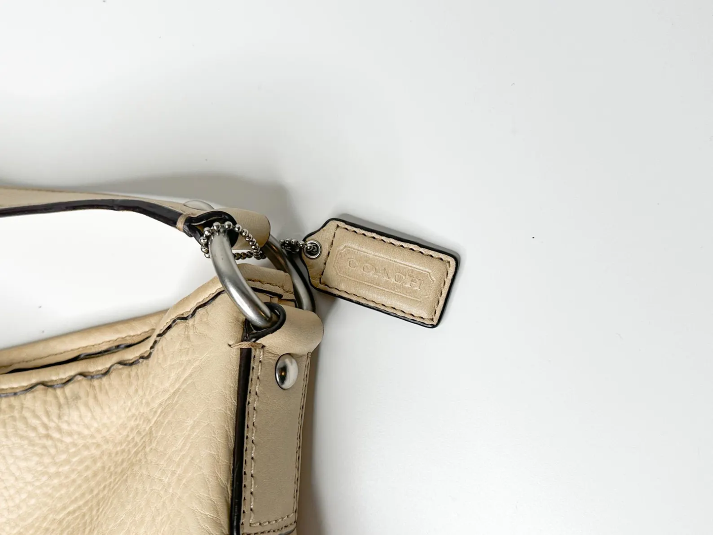 COACH Sarah Shoulder bag in Tan Pebble Leather Bag | F13095