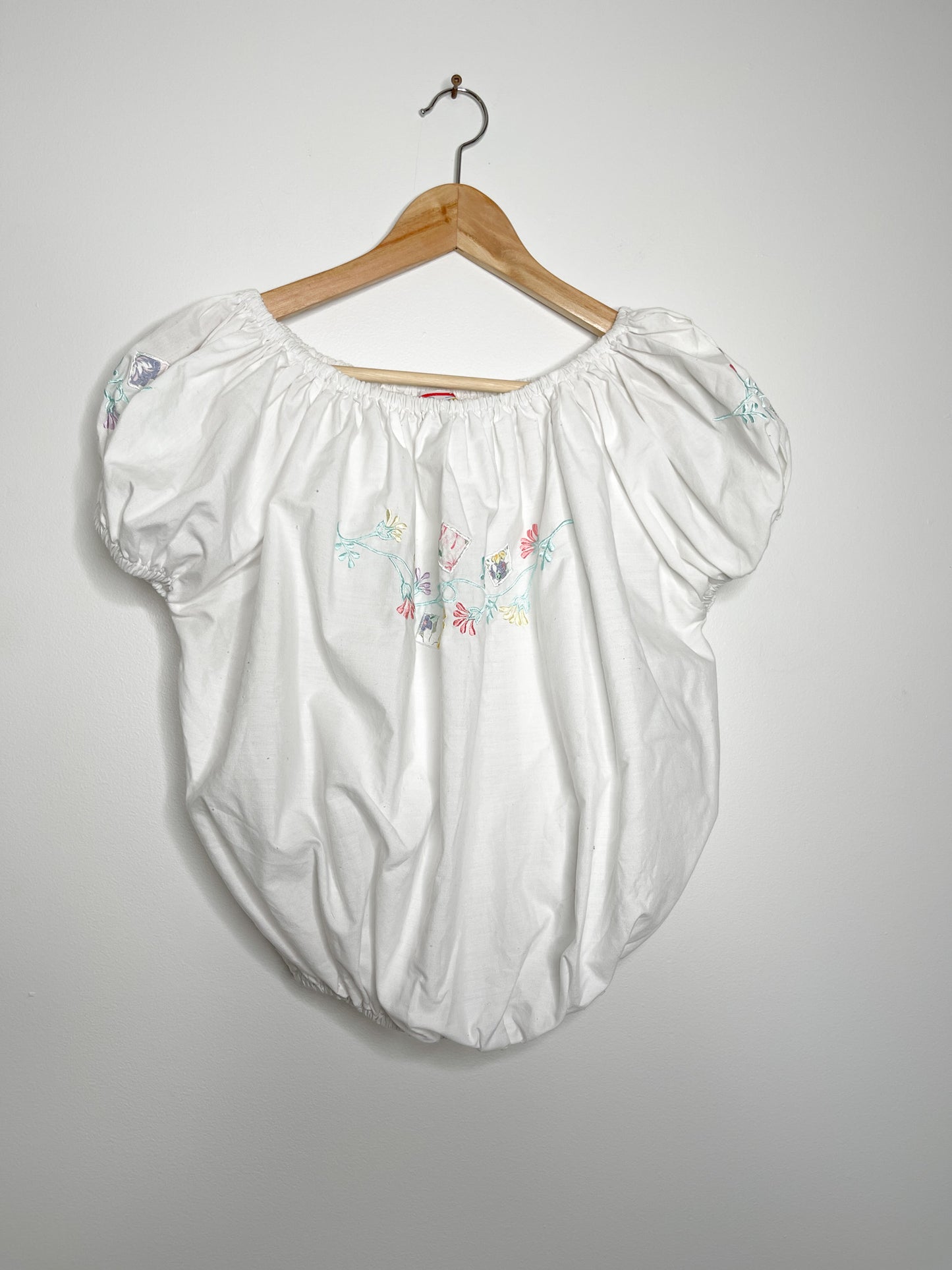 Cropped Embroidery Blouse with Elastic Waist and Neckline | Vintage Blouse | Vintage Cropped Top Blouse