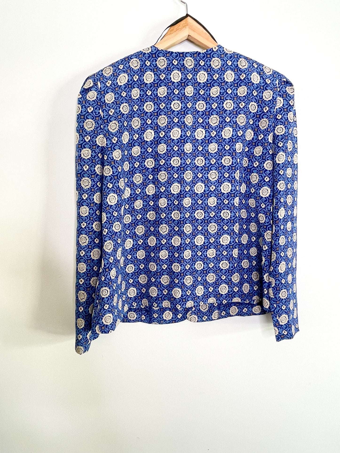 Leslie Fay Floral Printed Blouse | Vintage Large floral print blouse | Vintage Long sleeve Blouse