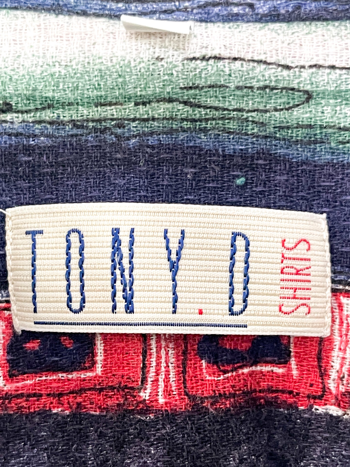 Vintage Tony D. Shirts | Vintage Striped Abstracted Printed 1990s Short Sleeved Mens Shirt | Size 42 - 16.5