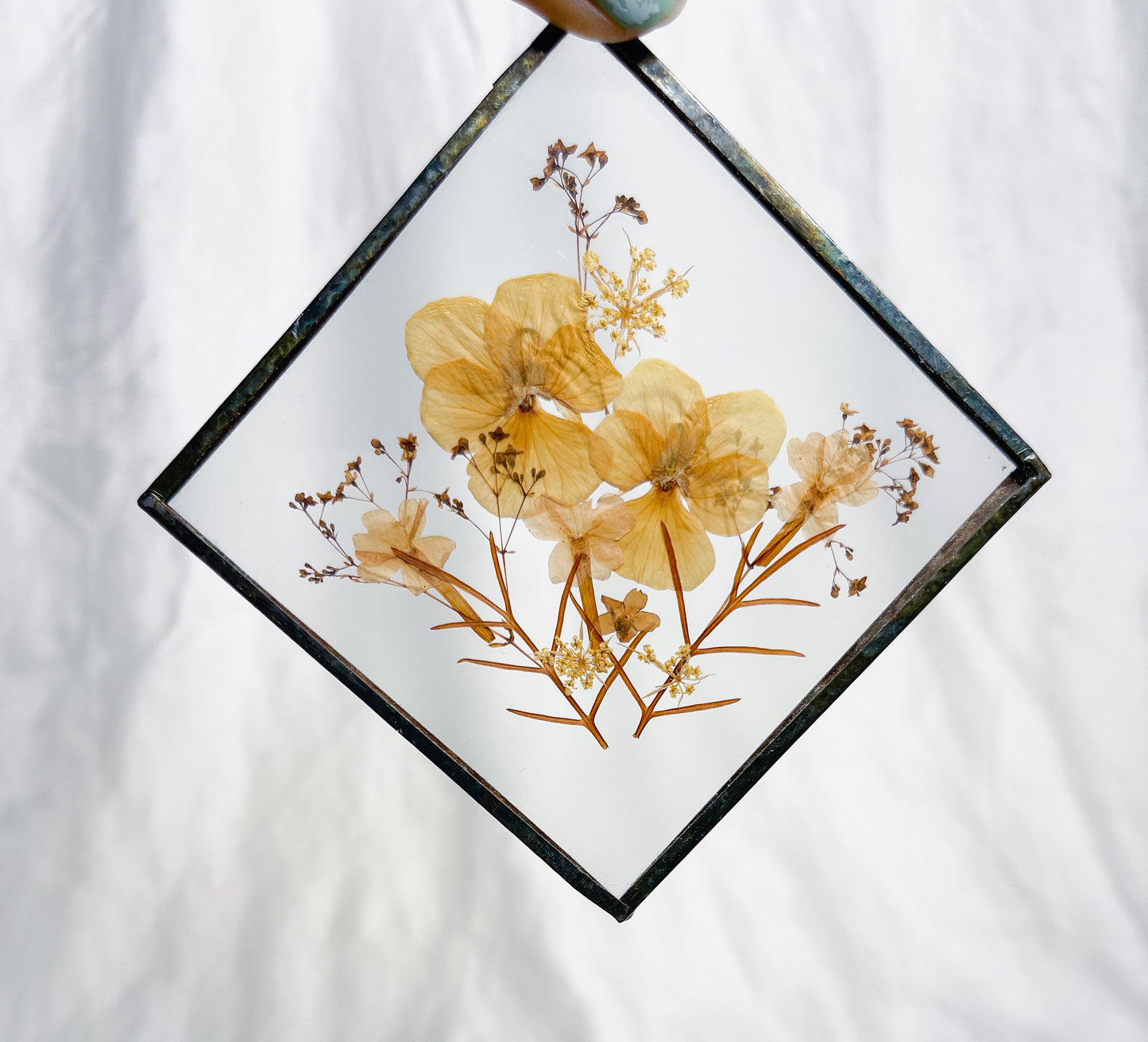 Vintage Glass Pressed Flowers Suncatcher - Diamond Shaped