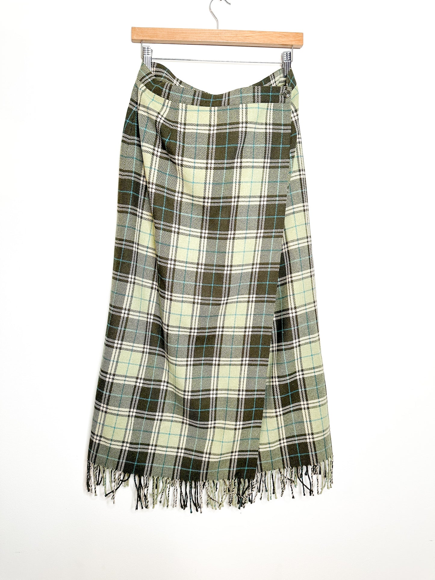 Evan- Picone Full Length Plaid Wrap Skirt with fringed edges Size: 12