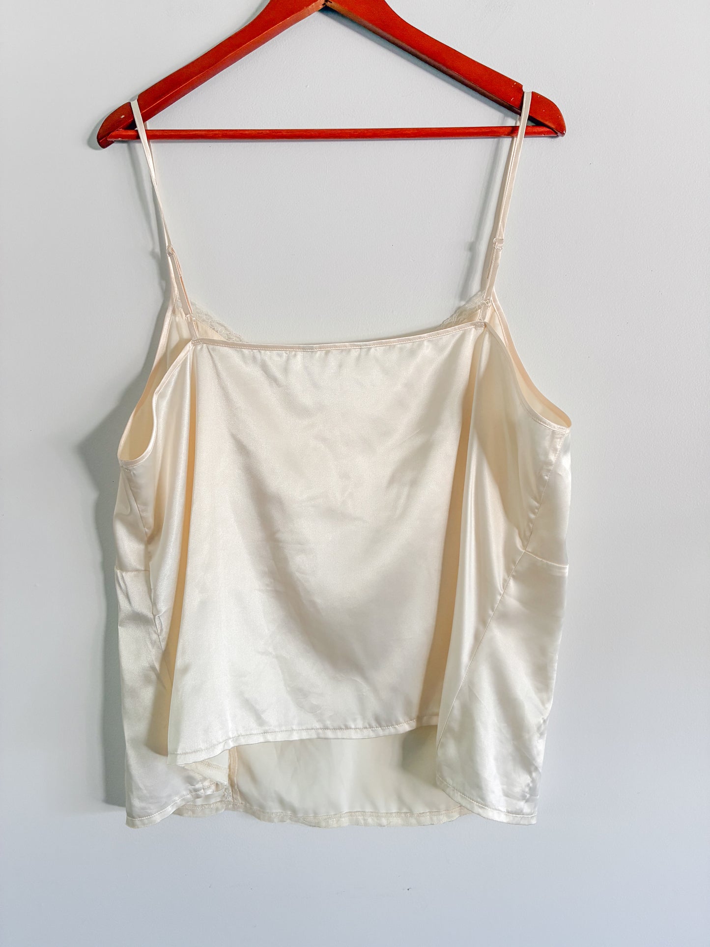 Vintage White Lace Camisole – Embroidered Sweetheart Neckline Lingerie Top, Plus Size 2XL