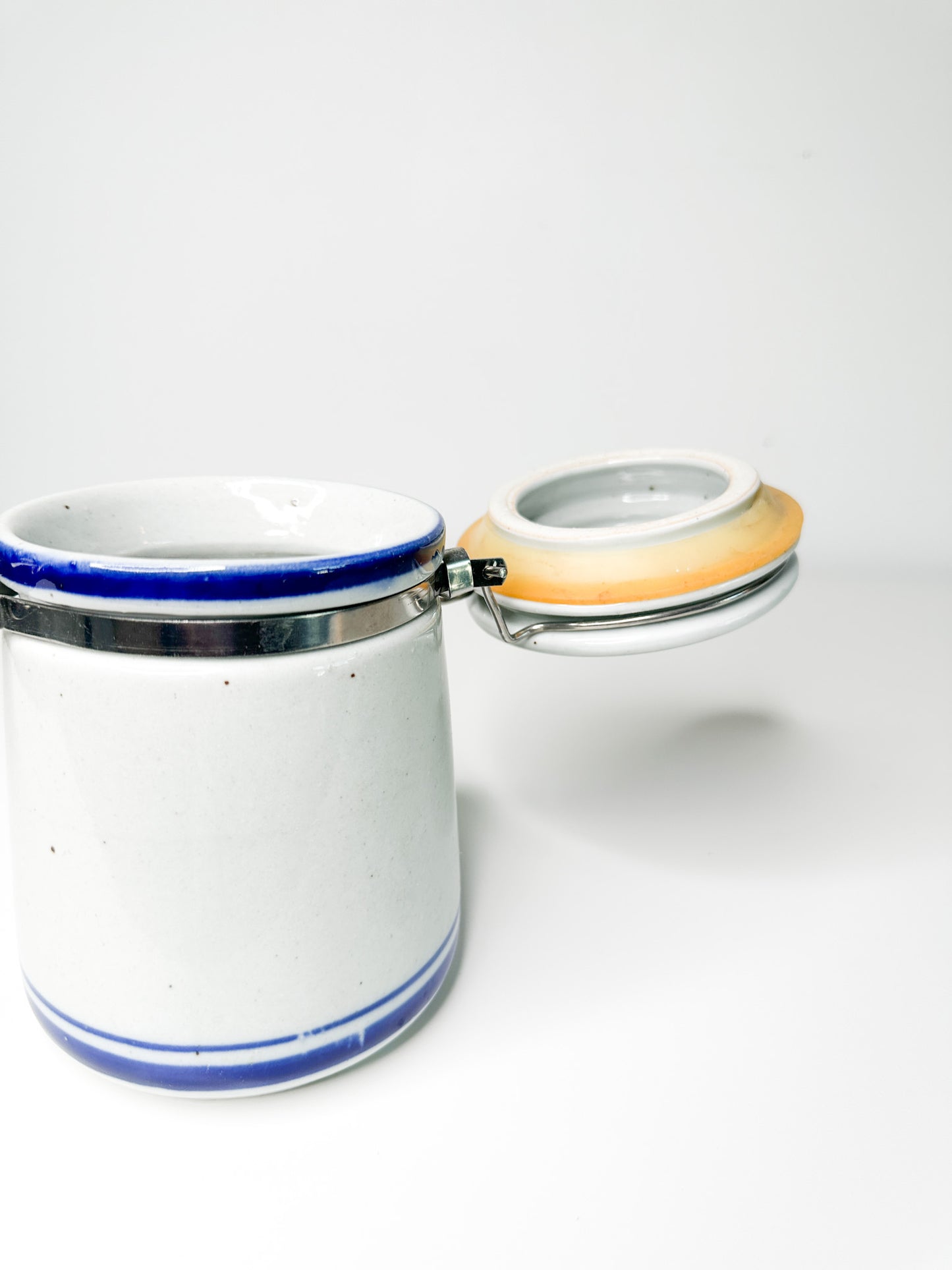 Blue Stoneware Canister Jar with Rubber Seal | Airtight Canister with seal