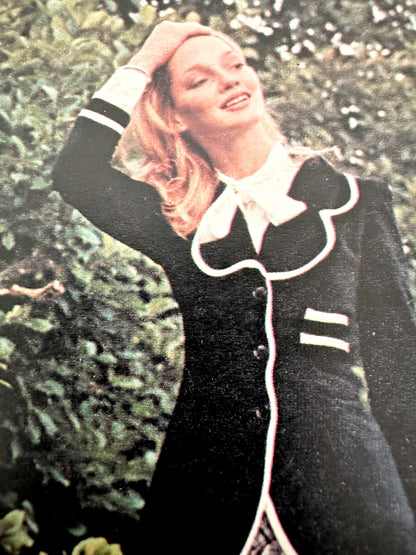 Vintage 1971 Weekend Magazine | Vol.21 No.44 - Oct. 30, 1971 | Paper Ephemera Newspaper Magazine