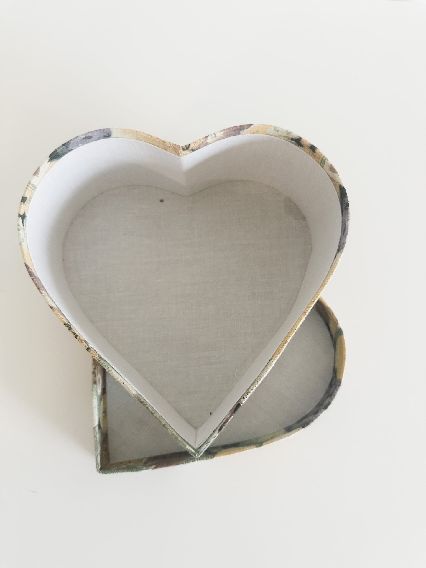 Heart Shaped Nesting Boxes | Vintage Heart Shaped Boxes | Vintage Heartshaped Fabric Nesting boxes