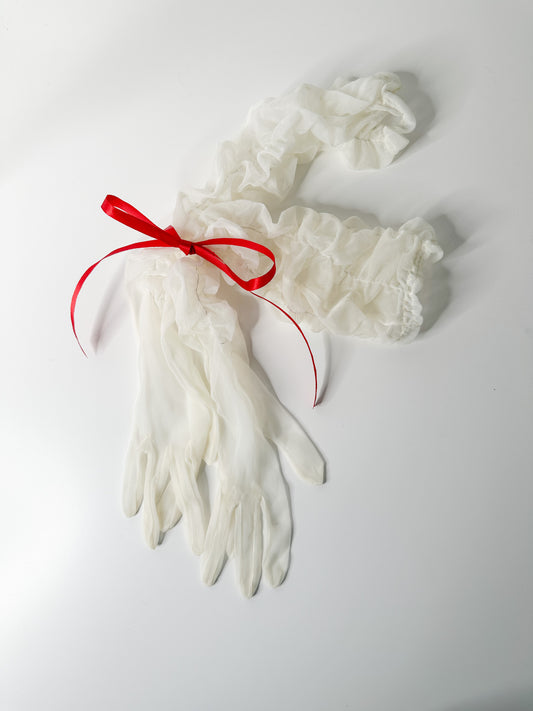 Vintage White Ruched Evening Gloves | Vintage White Elbow Length Evening Gloves