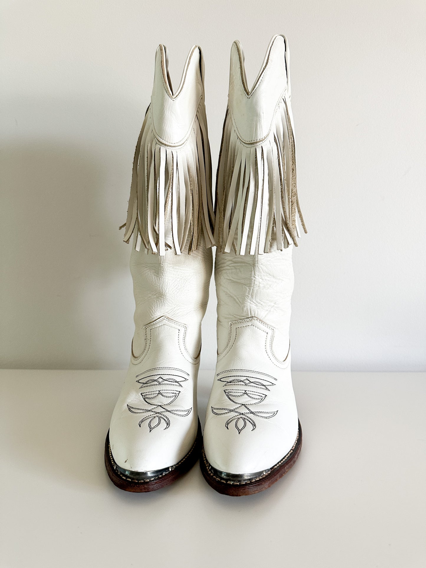 Vintage Boulet White Fringed Cowboy/ Cowgirl Boots| Made in Canada | White Cowboy Boots | Women's Size 8