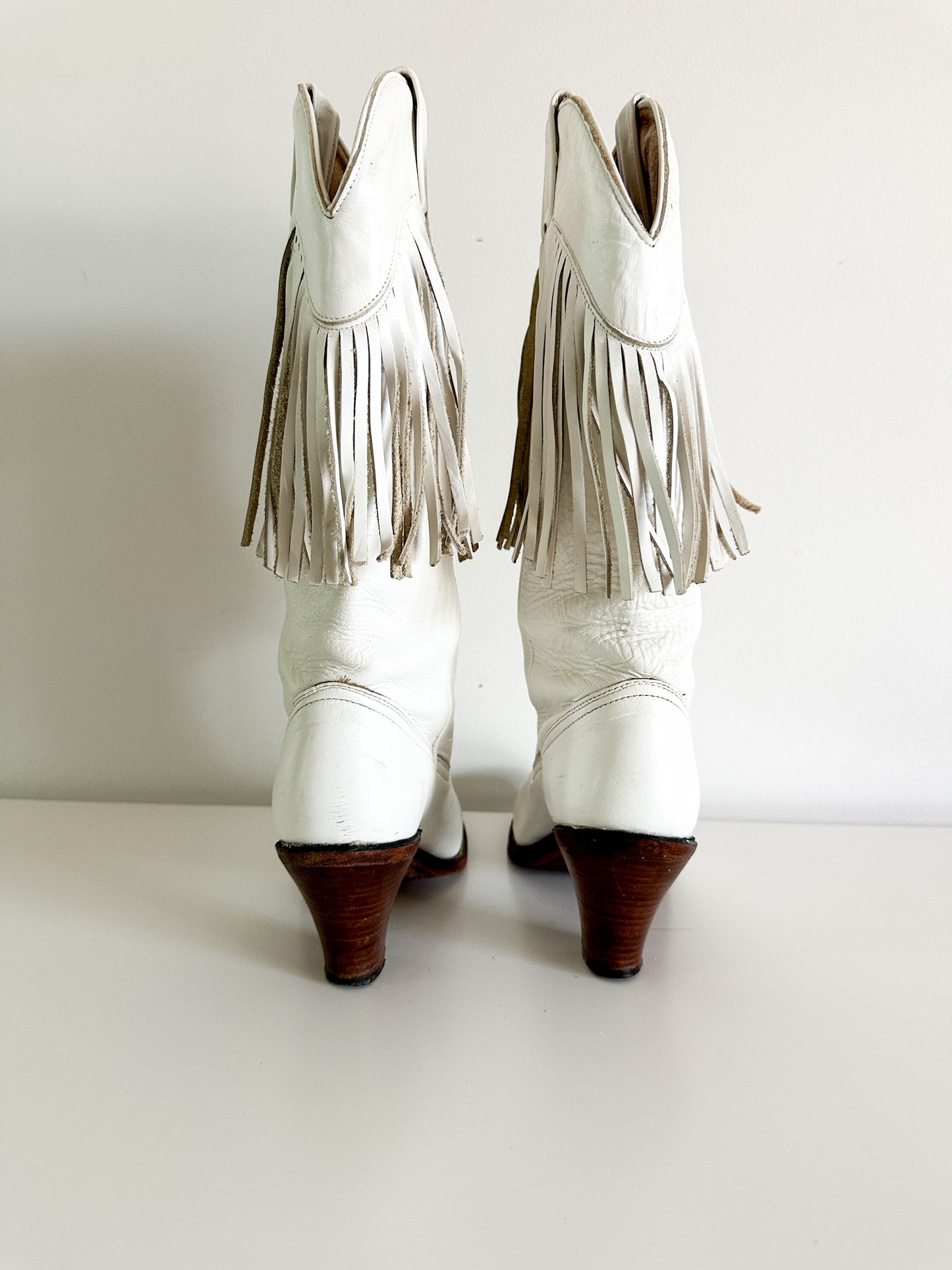 Vintage Boulet White Fringed Cowboy/ Cowgirl Boots| Made in Canada | White Cowboy Boots | Women's Size 8