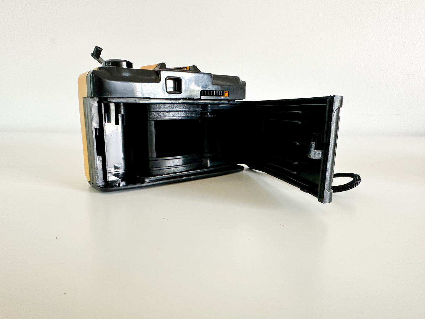 Ultronic Camera | 35 mm Vintage Camera | 1980s Focus Free Camera