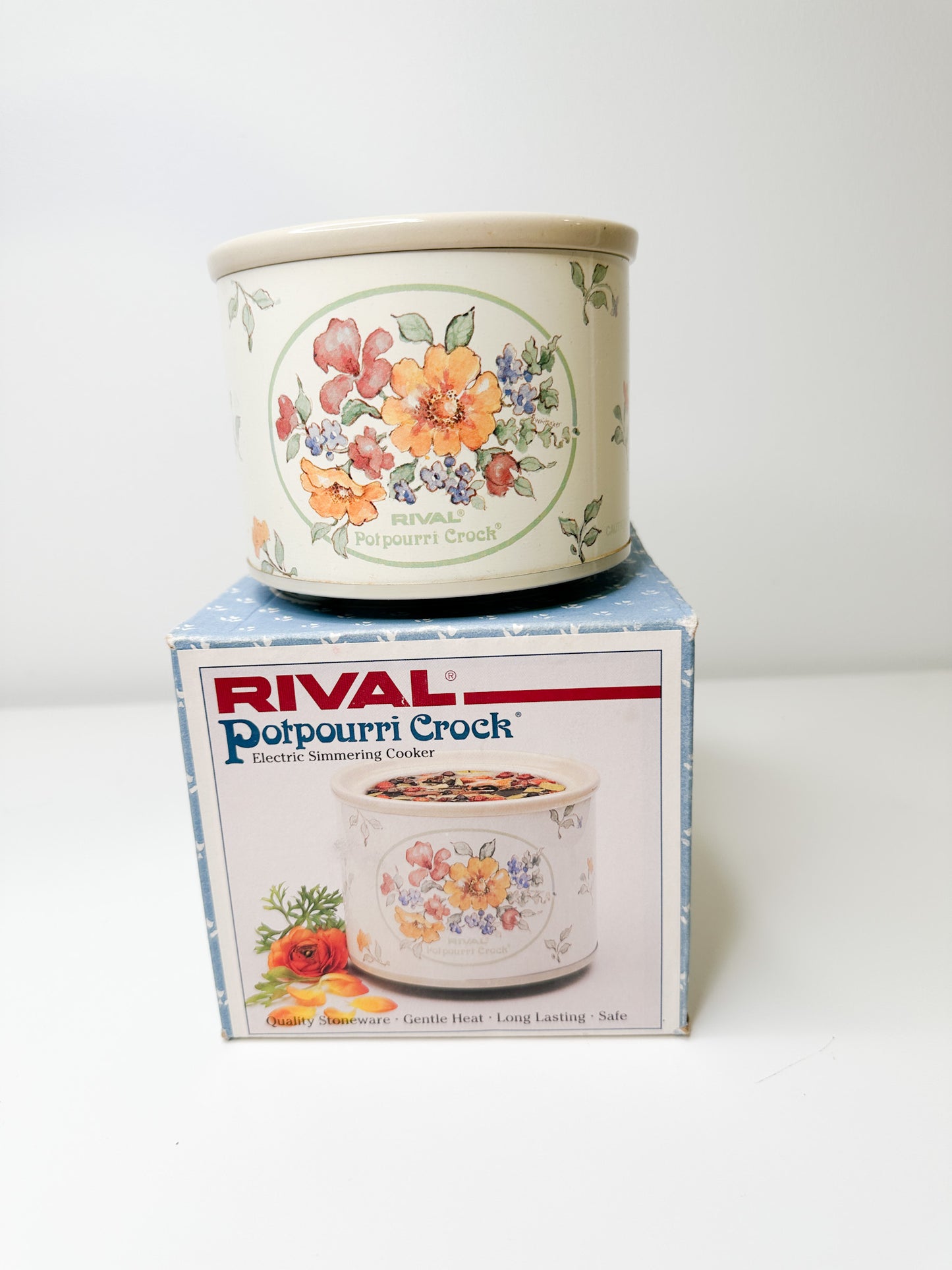 Vintage Electric Potpourri Crock Pot by Rival | Vintage Potpourri Warmer