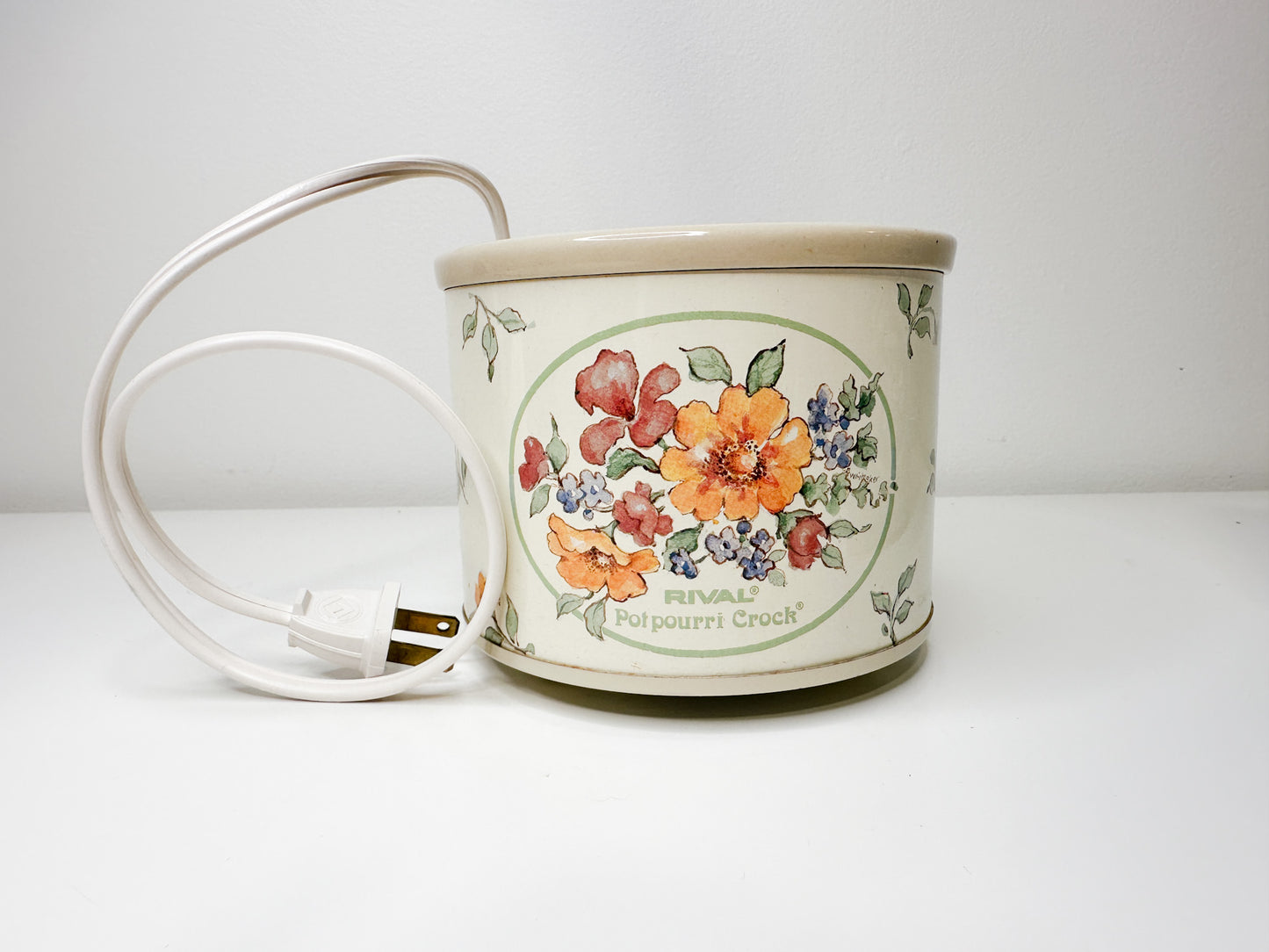 Vintage Electric Potpourri Crock Pot by Rival | Vintage Potpourri Warmer