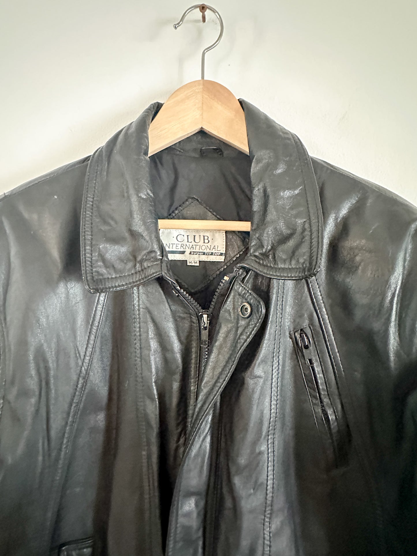 Y2K Club International Leather Jacket | Vintage Bomber Style Leather Jacket Size: Medium