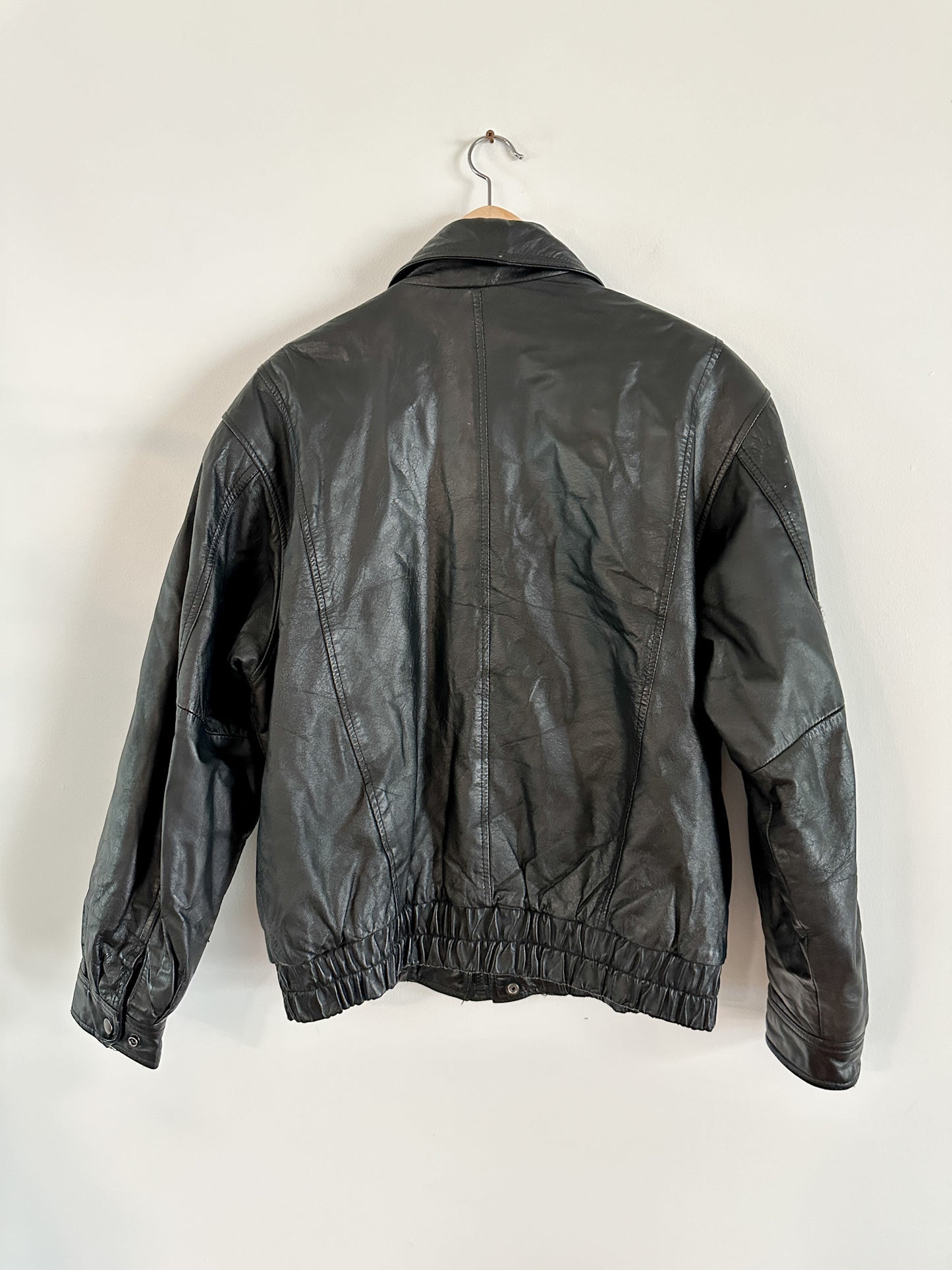 Y2K Club International Leather Jacket | Vintage Bomber Style Leather Jacket Size: Medium