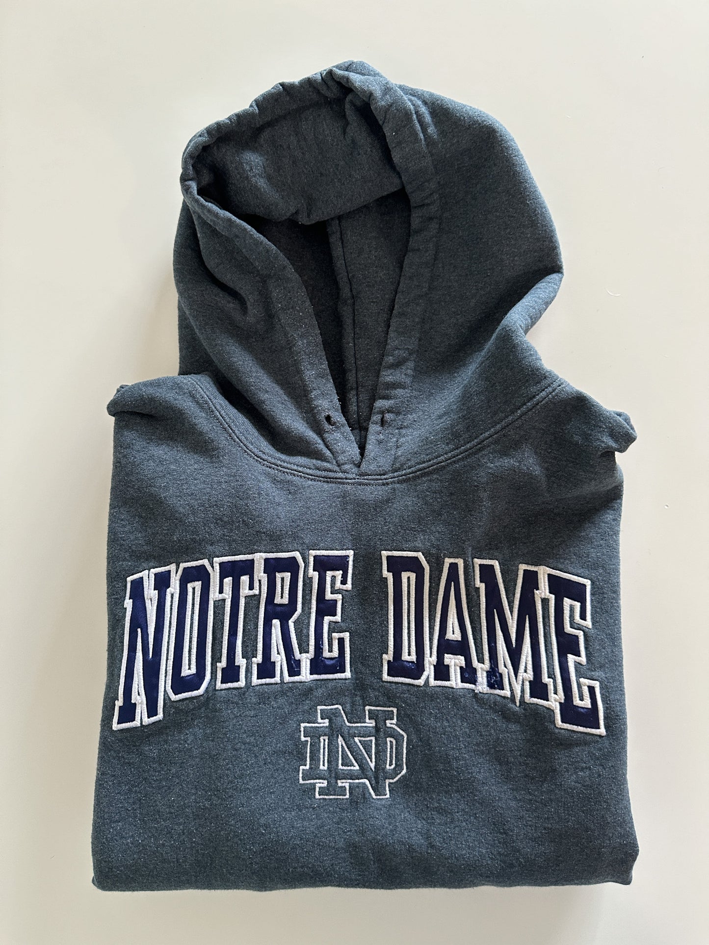 The Notre Dame Men's Sweater/Pull over | Fall Men's Fashion | Vintage Fall Mens Fashion | Size: Large