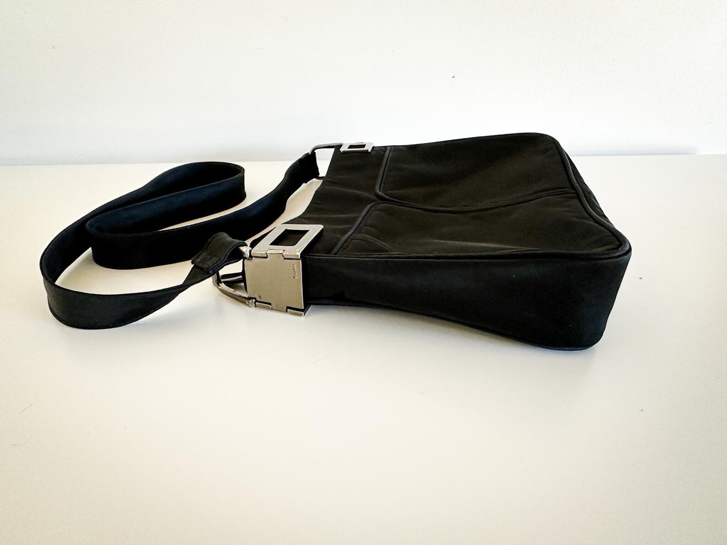 DKNY Crossbody bag | Vintage Black DKNY Crossbody Bag