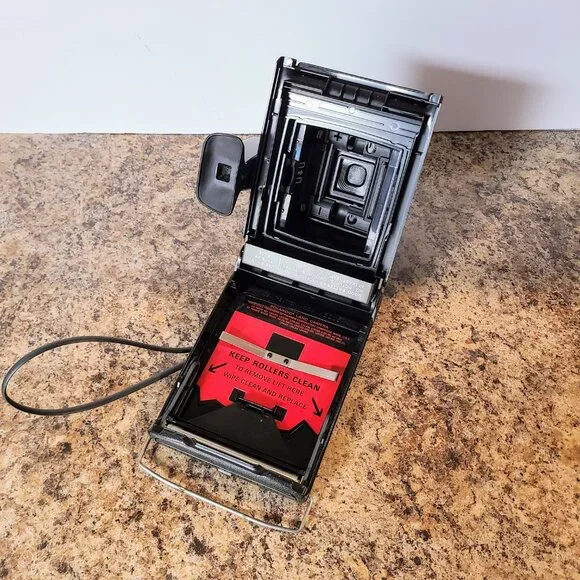 Vintage 1970s Polaroid Square Shooter 2 Land Camera - Instant Film Camera