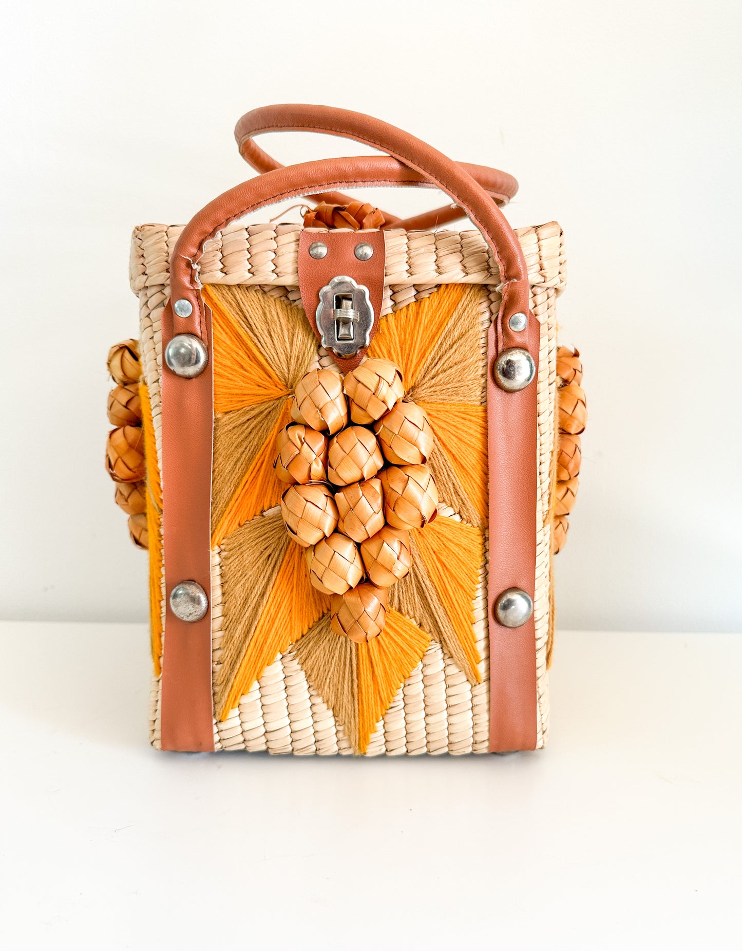 Vintage Wicker Woven Bag with Leatherette details.