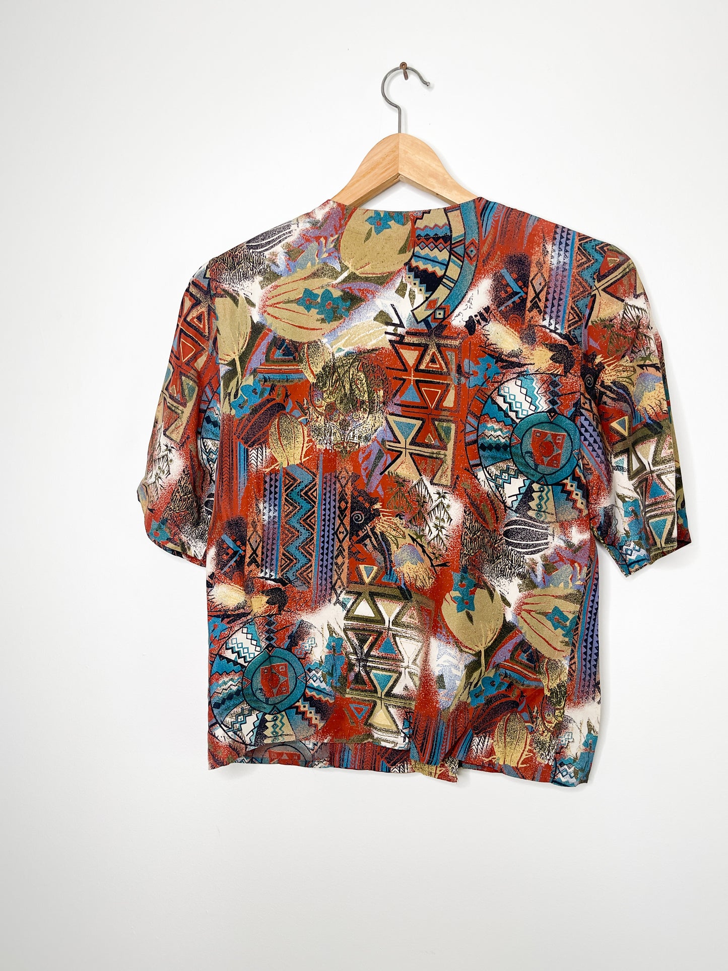 Vintage Casual Comforts Blouse| Printed Blouse | Abstract 1990s Blouse