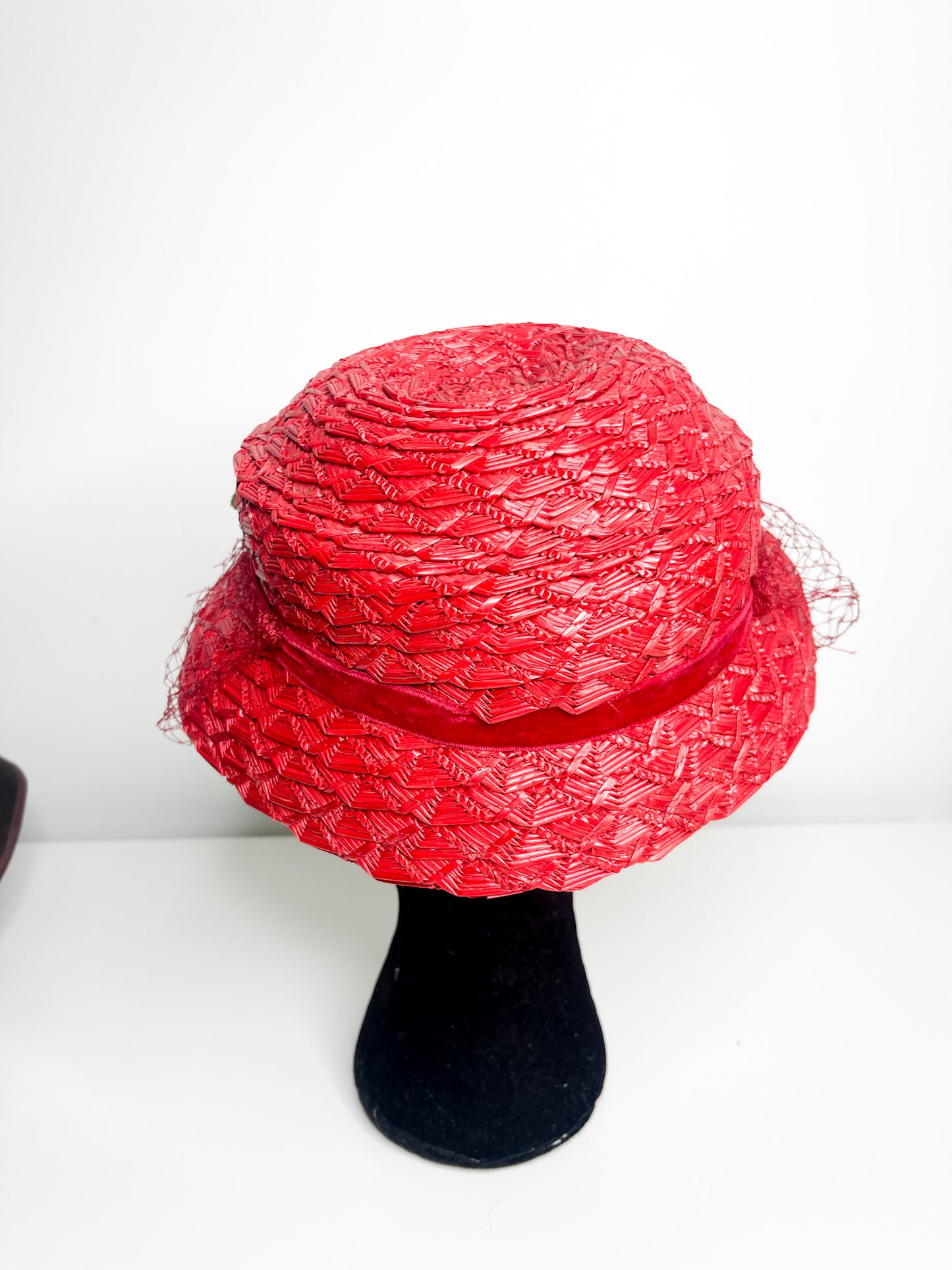 Vintage Red Summer Hat with Vine of Artificial Fruit | Vintage church hat | Vintage Easter hat