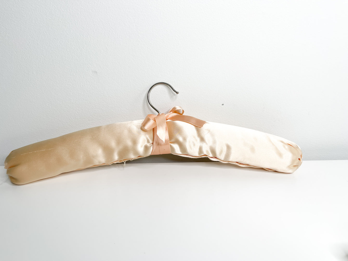 Vintage Peach Vintage Padded/ Cloth Hanger | Vintage Cloth Hanger