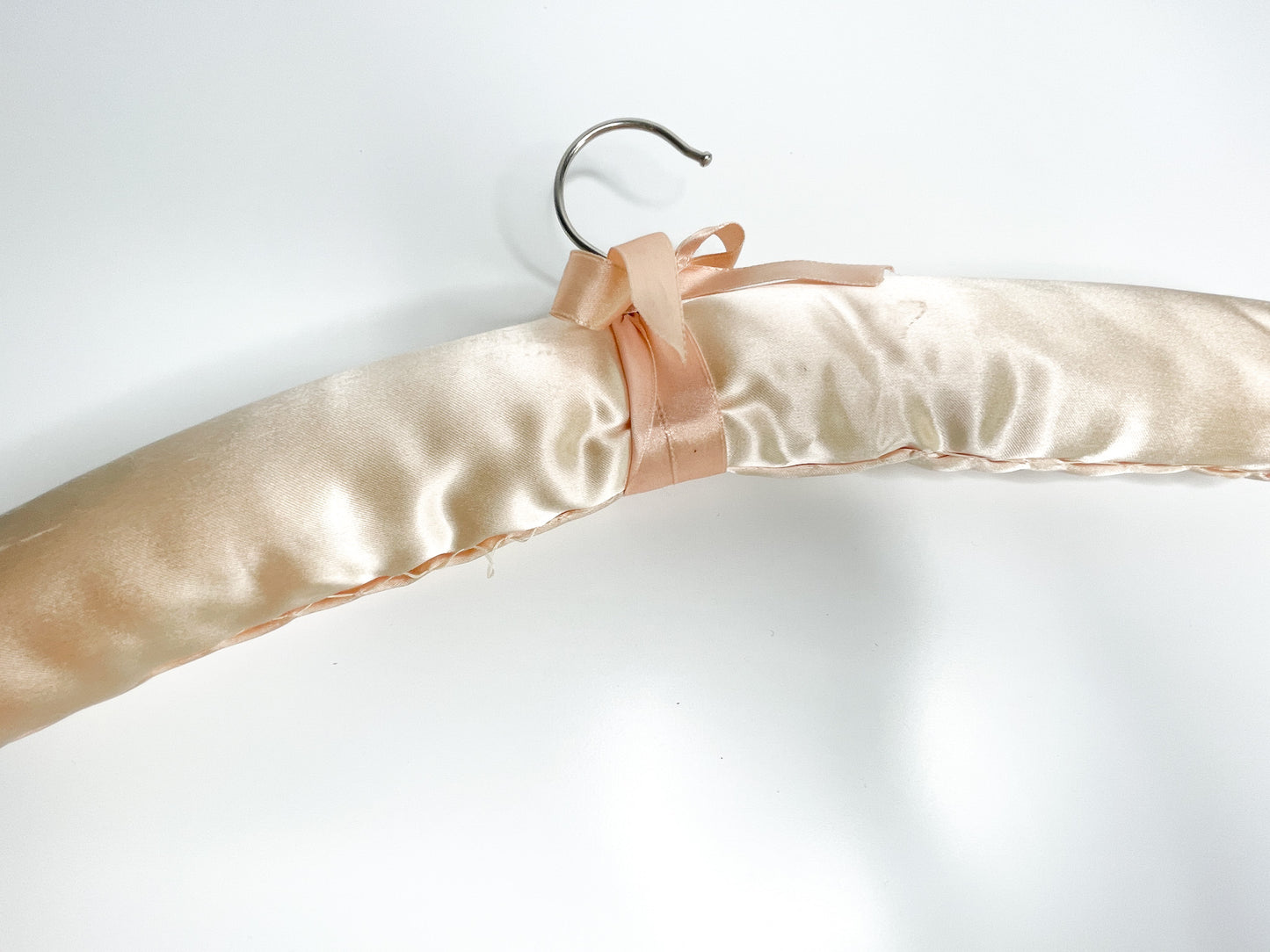 Vintage Peach Vintage Padded/ Cloth Hanger | Vintage Cloth Hanger