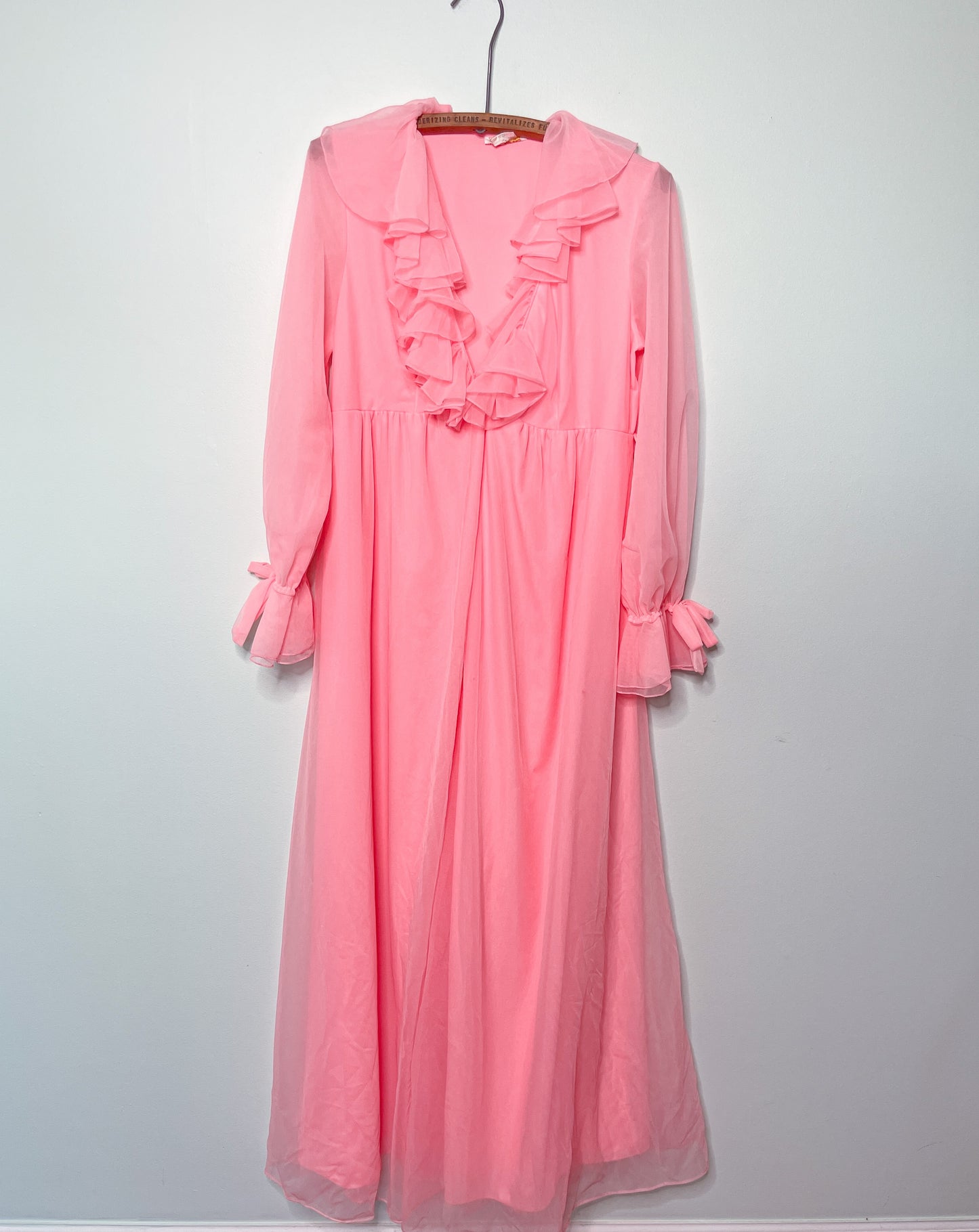 Vintage Linda Lingerie - Montreal Robe