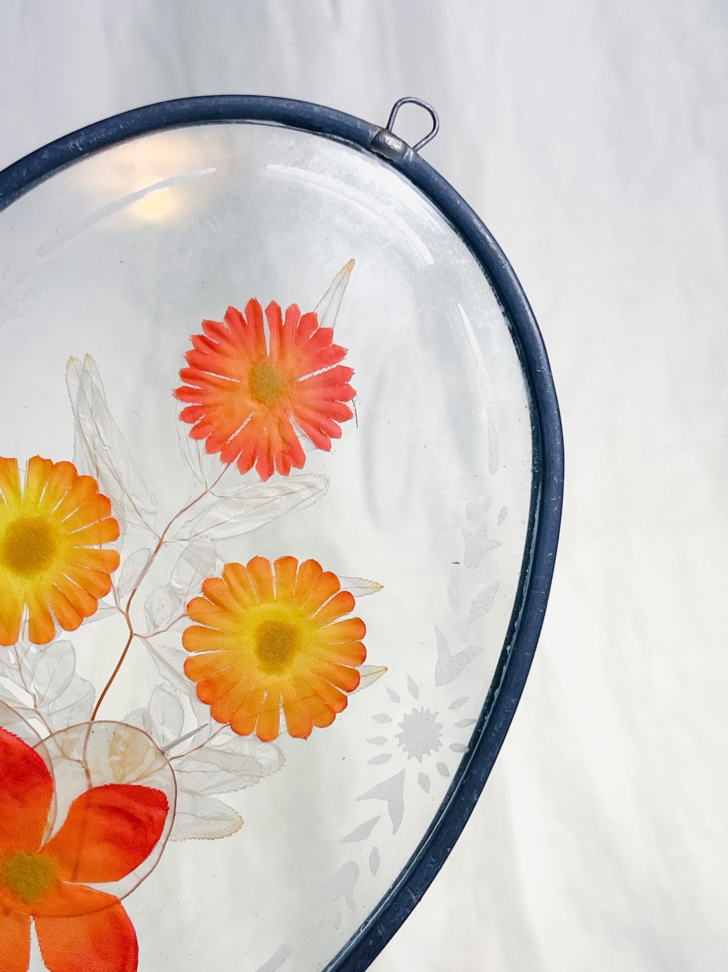 Vintage Etched Glass Artificial Pressed Flowers Suncatcher